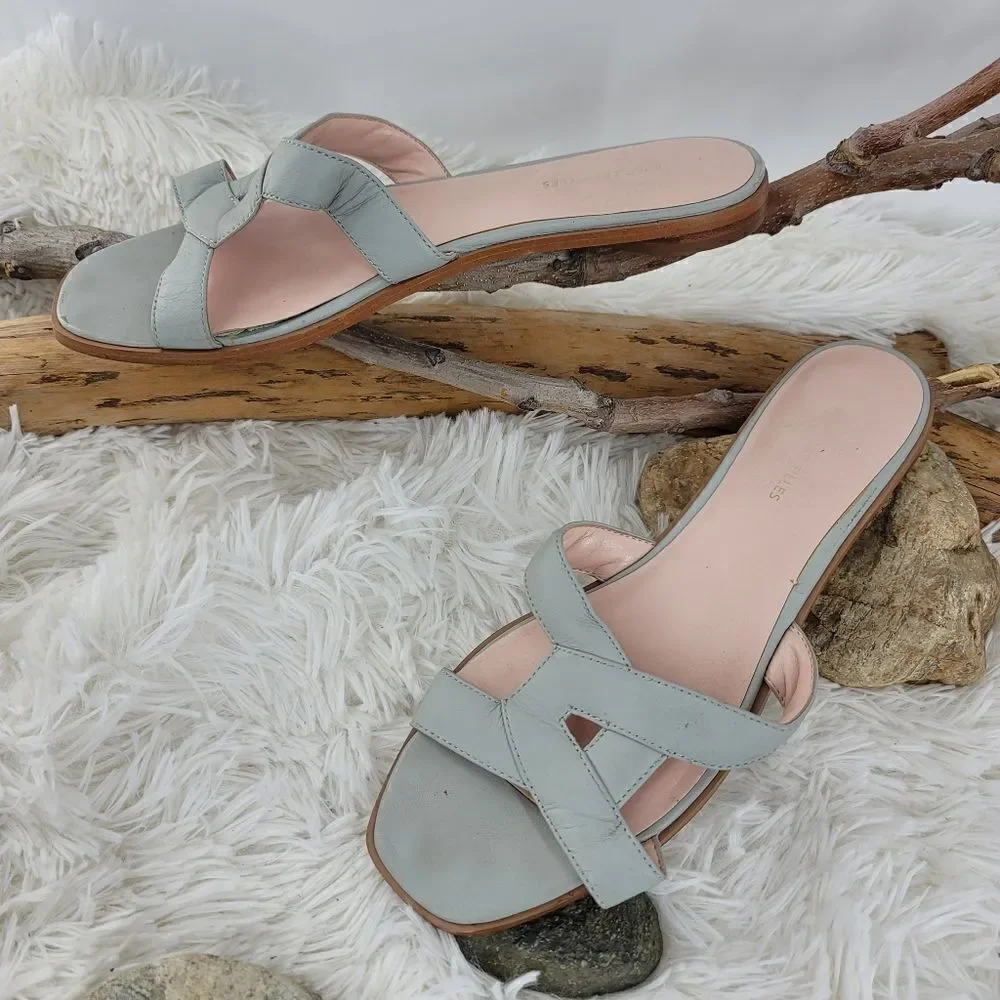 Avec les filles light blue-green slides